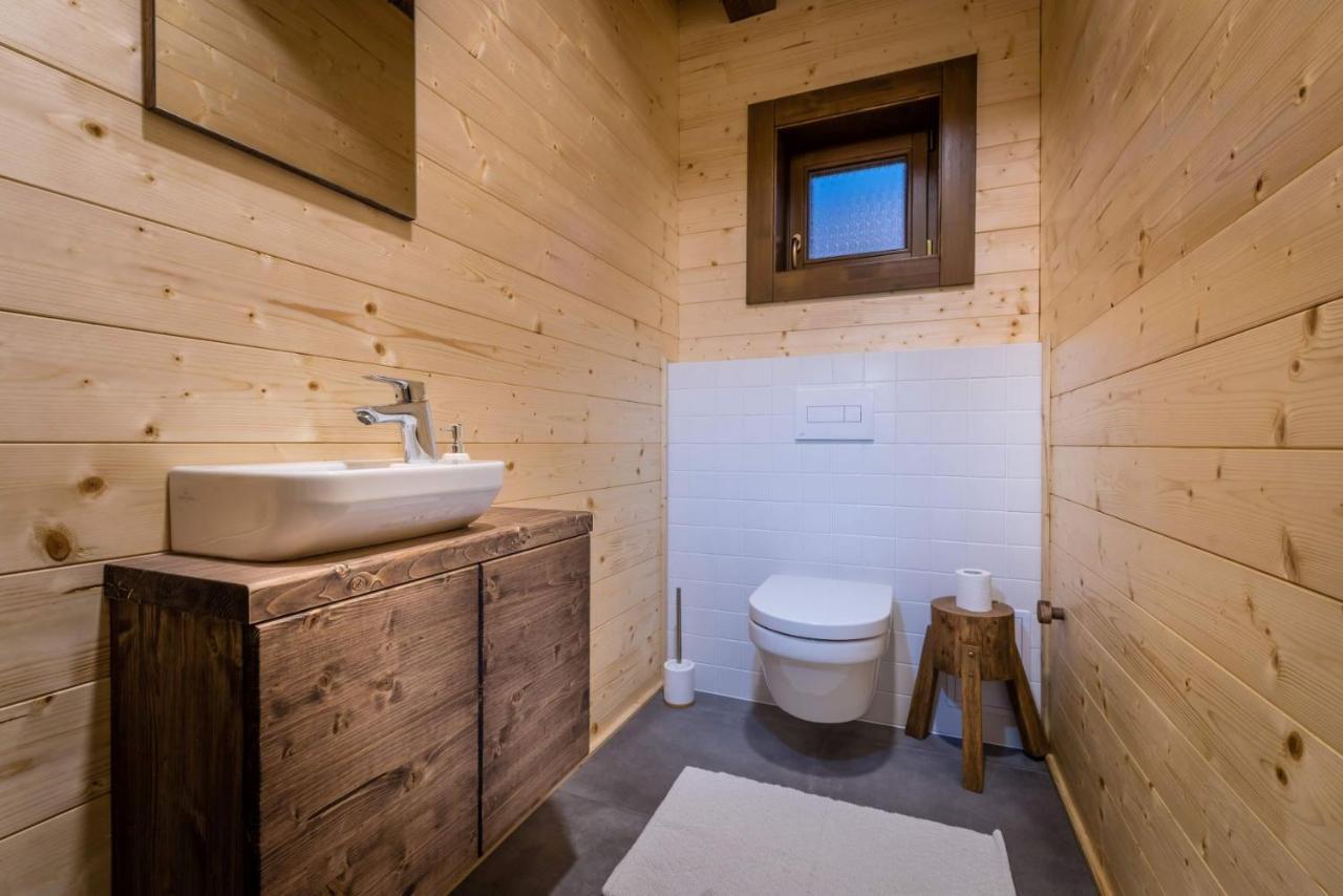 Chalet Drevenica Emilka, 5 Min Restauracia, Z Terasy Vyhlad Na Kralovu Holu A Polomske Ocko, Gril, Ohnisko, Kotlik Brezno