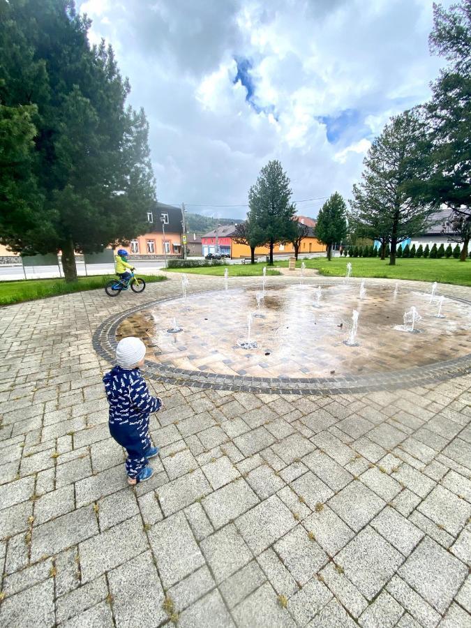Drevenica Emilka, 5 Min Restauracia, Z Terasy Vyhlad Na Kralovu Holu A Polomske Ocko, Gril, Ohnisko, Kotlik *