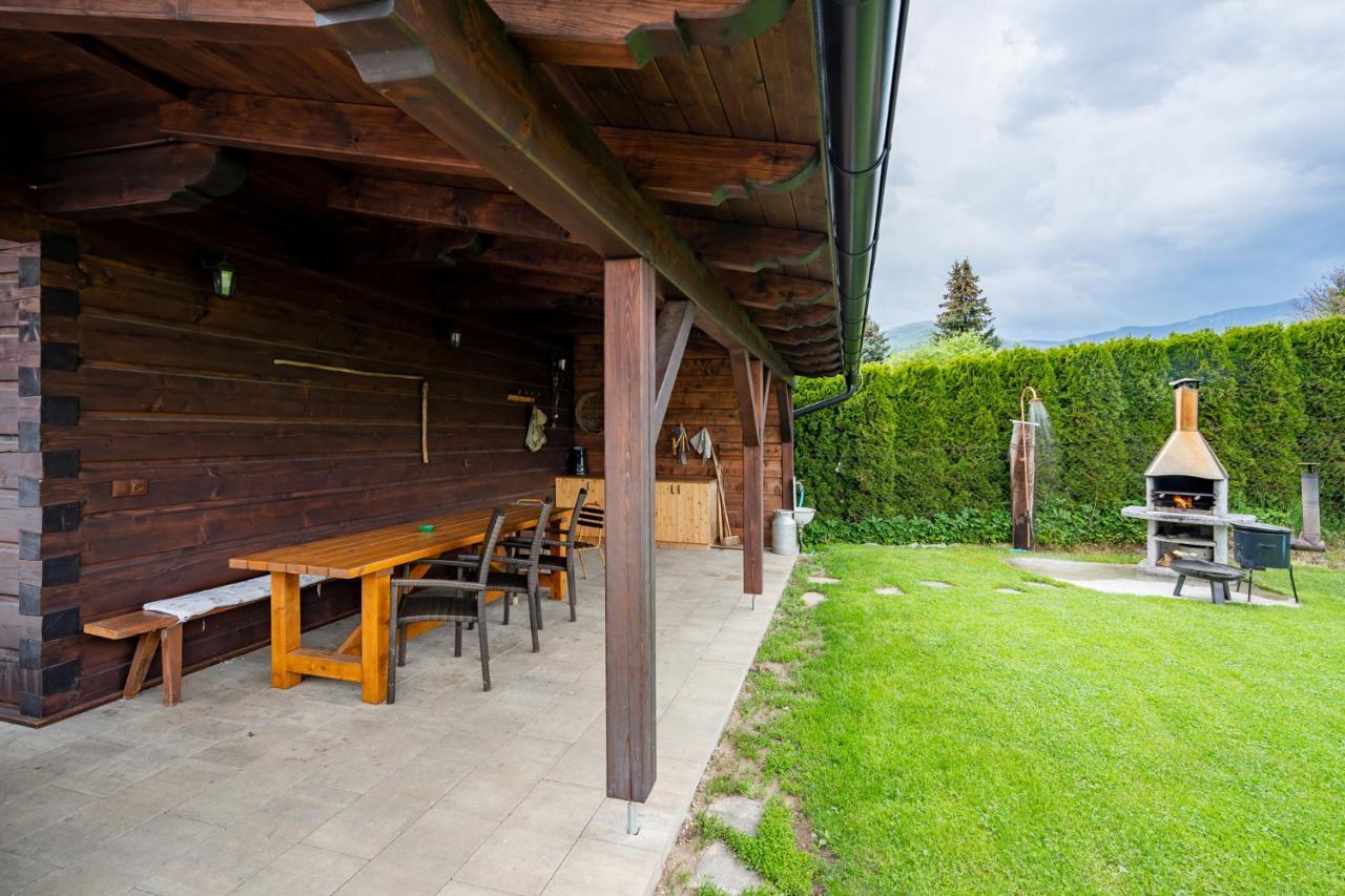 Domek alpejski Drevenica Emilka, 5 Min Restauracia, Z Terasy Vyhlad Na Kralovu Holu A Polomske Ocko, Gril, Ohnisko, Kotlik Brezno