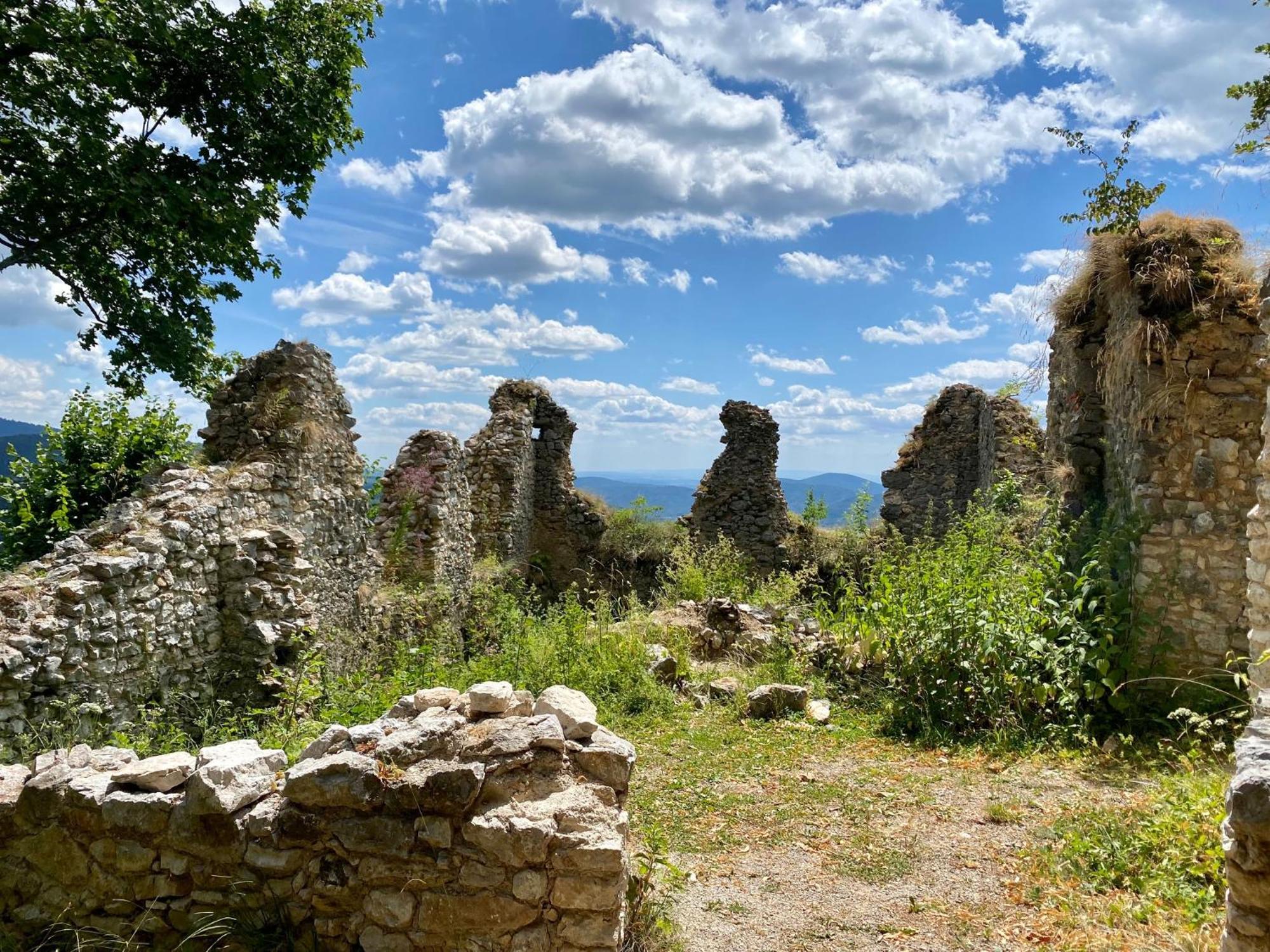 Drevenica Emilka, 5 Min Restauracia, Z Terasy Vyhlad Na Kralovu Holu A Polomske Ocko, Gril, Ohnisko, Kotlik *